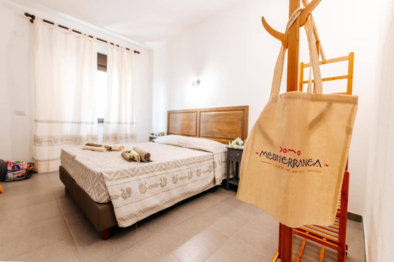 Domo Mediterranea Affittacamere-Guest House Sant'Antioco Ngoại thất bức ảnh