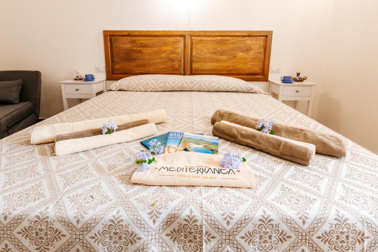 Domo Mediterranea Affittacamere-Guest House Sant'Antioco Ngoại thất bức ảnh